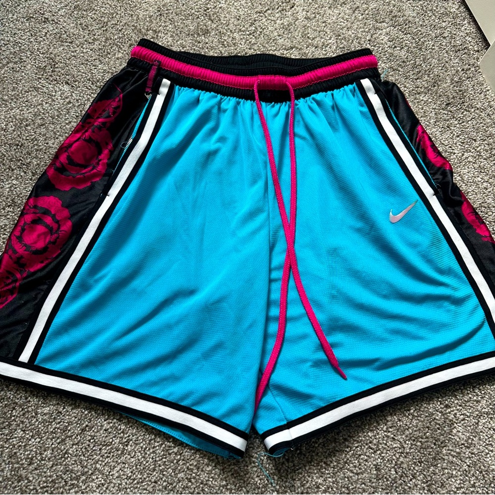 S O L D | Nike Men’s Athletic Shorts